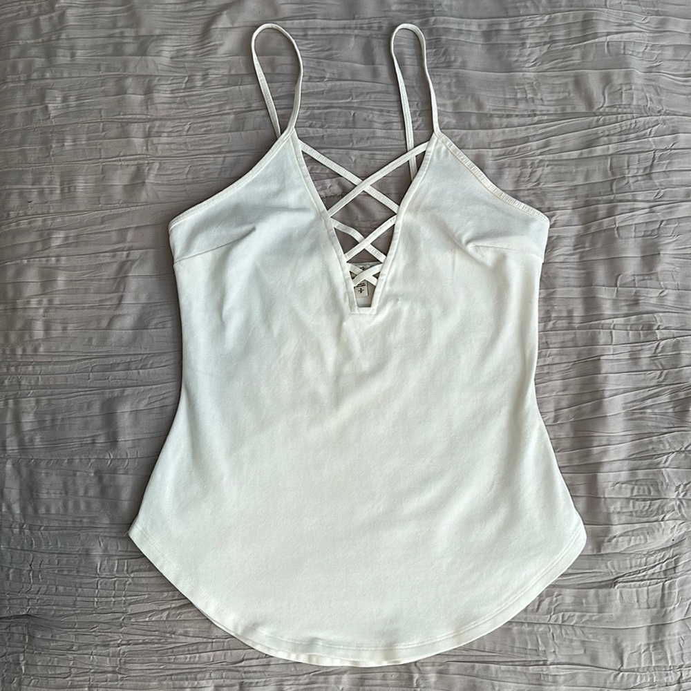 Express One Eleven Front Criss-cross Tank
